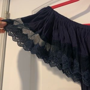 Senorita lace stretchy off shoulder dress in Navy